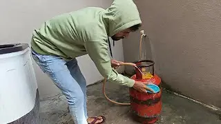 सावधान! नया गैस सिलेंडर लगाने से पहले ये गलती कभी न करें। #gas #dailyvlog #ganvkilifestyle #vlog 