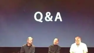 Apple executives answer press questions at iPhone 4 antennagate event