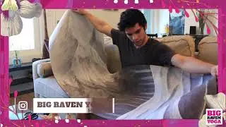Big Raven Yoga Mat Unboxing: Avi