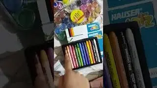 hauser artz colours and one like🙏