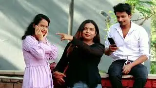 यह नही करना था 😬  extra hand prank 🤪 extra hand prank on girl chest press hot 😛 extra hand 👋 prank 🤣
