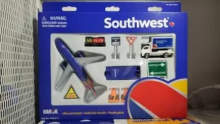 DARON SOUTHWEST AIRLINES AIRPORT PLAYSET 2024 VERSION