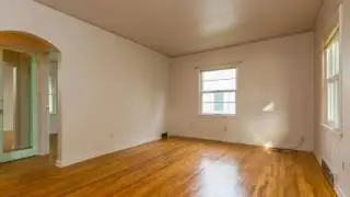 2308 53rd St Des Moines, IA 50310