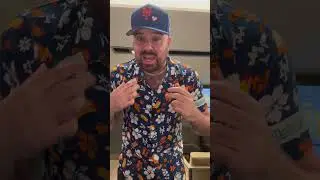 CITI FIELD GIVEAWAY: Mets Hawaiian Shirt
