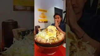 6.5KG Jiro Ramen Eating Challenge! #foodchallenge