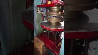 MAGIC OF HANDICRAFTS: Watch the Hard Roll Press Machine Work #machine#technology #viralvideo#shorts