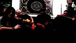 Beebs and Her Money Makers- Acoustic 