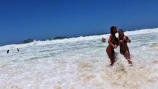 Arpoador Beach, Rio de Janeiro, Brazil, 25-11-21, 1/2
