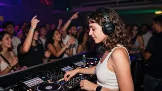 *1 Hour Music Mix with 4k Resolution Visuals*   DJ izz