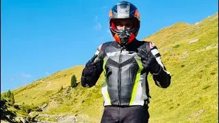 Casual riding on Kawasaki z900rs - vehele bethe a? Challo motorcycle te chakkar marie 😍