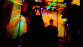 4 notas y 1 dj - Da&ntilde;os kolaterales - Sismundi