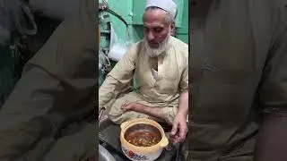 Bashir Siri Paye | Hidden Siri Paye Spot in Qissa Khwani Bazaar Peshawar | Kp Food Diaries