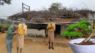 Chitrakoot के कांटे वाले बाबा का टूटा हाथ।।संत जी हुए भोजन प्रसाद के लिए परेशान@chitrakootDarshan 