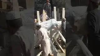 High inflation rate in Pakistan people Worried and started labour work | #labour #2022 #viralvideo