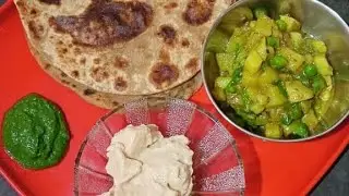 আমার মতো করে নিরামিষ আলুর পরোটা বানিয়ে শেয়ার করলাম। সুমতি কিচেন এবং ব্লগ। 