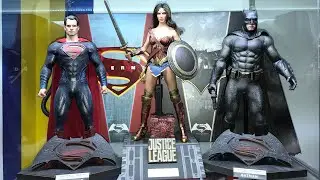 HOT TOYS, STATUE & ENTERBAY Collections Display Glass Cabinet with LED & DUSTPROOFING