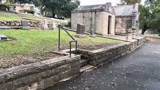 Ежегодный тур исторической группы округа Напа в честь Хэллоуина на кладбище Тулукай в 2025 году