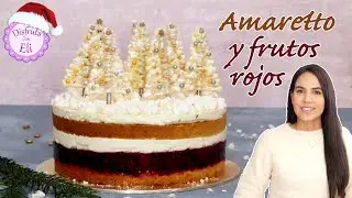 Tarta Nude Cake de Amareto con Frutos rojos decorada como Bosque Nevado