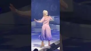 Elsa FROZE the SPECIAL MOMENTS with family she LOVES!