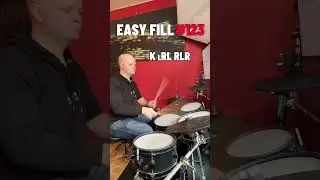 EASY Fill #123 &ndash; Beginner Drum Lesson in 30 Seconds #easydrums #drums #drumlesson