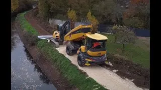 Chantiers complexes : AXAN TP fait confiance au Revotruck Mecalac