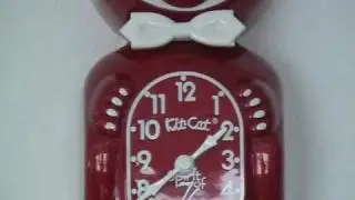 Red Metallic Spirit of 76 Kit-Cat Clock