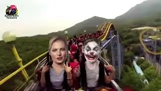 Bolsoringa e Joice Hasselmann na montanha russa
