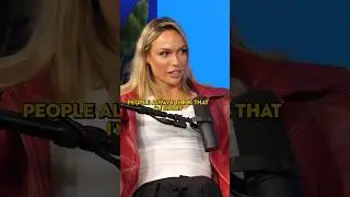Максин Дюпри удивительно высокая