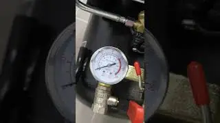 AutoBaras.LT MZB betepalinis oro kompresorius 50l 8bar 420l/min