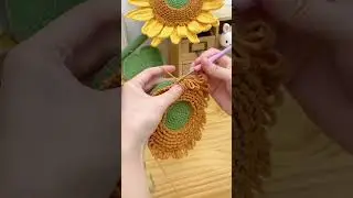 Giant Crochet Sunflower Tutorial 🌻 Oversized Home Decor in 1 Day! #crochet #sunflower #knitting