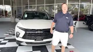 NEW 2023 CHEVROLET BLAZER FWD 4dr LT w/2LT