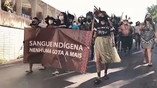 Protesta ind&iacute;gena por la nueva ley brasile&ntilde;a que podr&iacute;a amenazar sus tierras