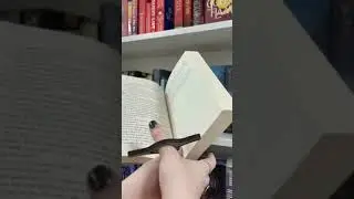 Wood thumb book page holder 📖📖#books #bookish #reading #readingskills #booklover #shorts