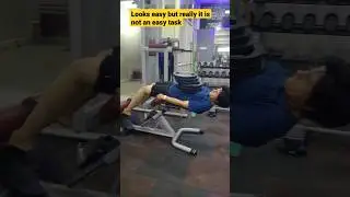 Trying how much my core can hold female Powerlifter follower of Arnold