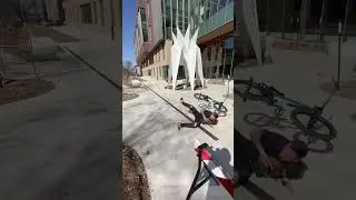 How to hit a handrail 👊 #howtogrind #howto #bmx #goodvibes #kanyewest #fypシ