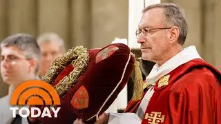 Crown of Thorns returns to Notre Dame Cathedral in Paris