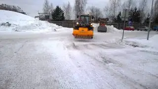 Messukylän kiinteistöhuolto Oy polanteen poistossa.