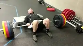 8X 180kg hip thrusting action