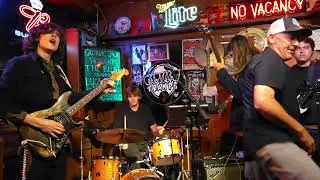 Blue Byrdes -- Roadhouse Blues/Voodoo Chile
