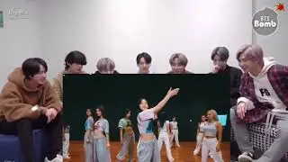 Bts reaction to new jeans - super shy dance pratice