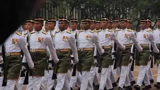 The Malay Regiment - National Day Parade 2018 (Perarakan Keluar Kawalan Kehormatan Utama)