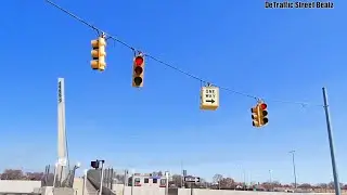 Traffic Lights & Flashing Pedestrian Signals at Bagley Pedestrian Bridge