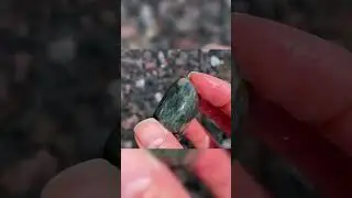 The finds on this trip are amazing! ✨#lakesuperior #rockhounding #rockhound #agateariel #adventure