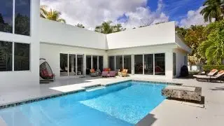 Exclusive Modern Estate in Coconut Grove, Florida