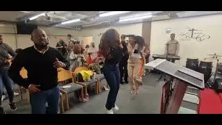 Worship by Salem Mebrahtu Emmanuel International Apostolic Church