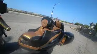 650 BURGMAN EXECUTIVE WITH MATCHING UNI-GO TRAILER