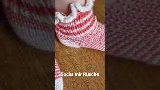 Non_stop 2 / Kindersocken mit R&uuml;schen
