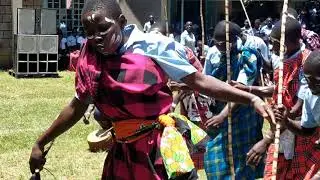 Kalenjin Folk Song - Cheseina. kamolo High students