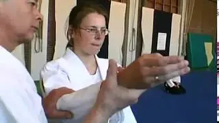 TV DOCUMENTARY - Ki-Aikido: Go With Your Natural Flow (language Dutch - no subtitles)