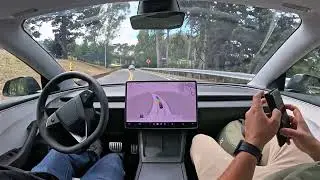 Tesla FSD Takes Alexander and JC across the Golden Gate Bridge / Comparison with Waymo